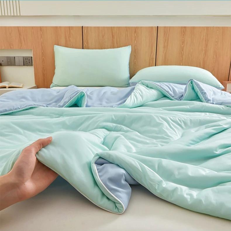 Super Soft Cooling Quilt Summer Cool Quilt Skin Friendly Quilt Air Condition Comforter Solid Ice Silk Cool Blanket Thin Quilt for Bed