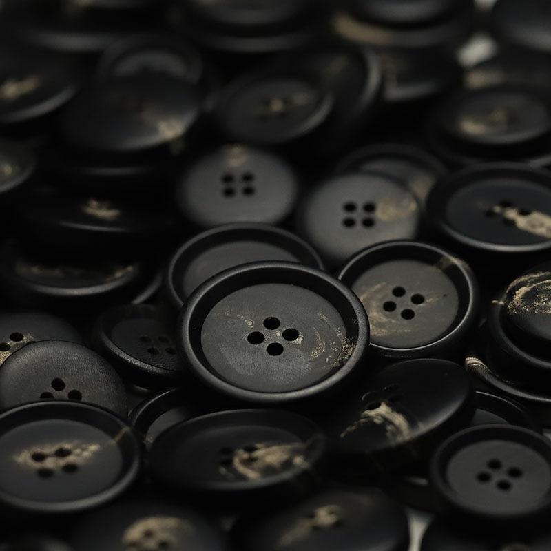 Real Horns, Thin Edges, Four-Eye Buttons, Light Luxury, High-Texture Clothing Accessories, Men'S And Women'S Coats, Trench Coats, Jacket Buttons