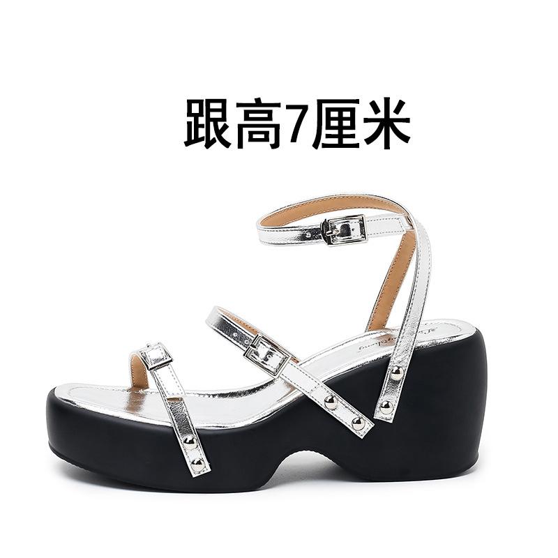 

Roman sandals women s slope heel platform 2025 new summer small height increase design open-toed high-heeled muffin shoes 34