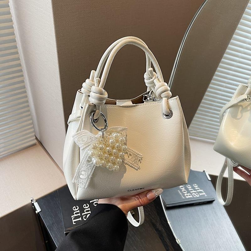 2025 New Bow Bag Pendant Bag Summer Versatile Shoulder Bag Premium Oblique Span Bag Fashion Handheld Women's Bag