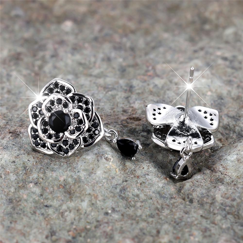 Cute Female Crystal White Black Zircon Flower Stud Earrings Vintage Silver Color Party Wedding Jewelry For Women