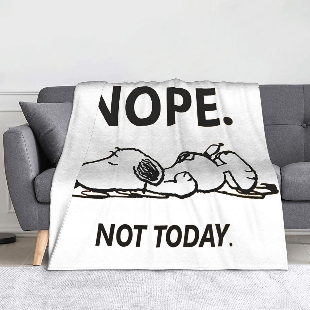 snoopys Blanket Super Soft Warm cartoon dog Throw Blankets for Bed 50x60 Inch Multiple Sizes Bedspreads
