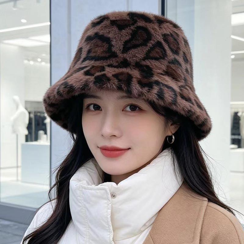 Autumn and winter leopard print plush bucket hat female retro face small imitation mink hair warm bucket hat versatile basin hat