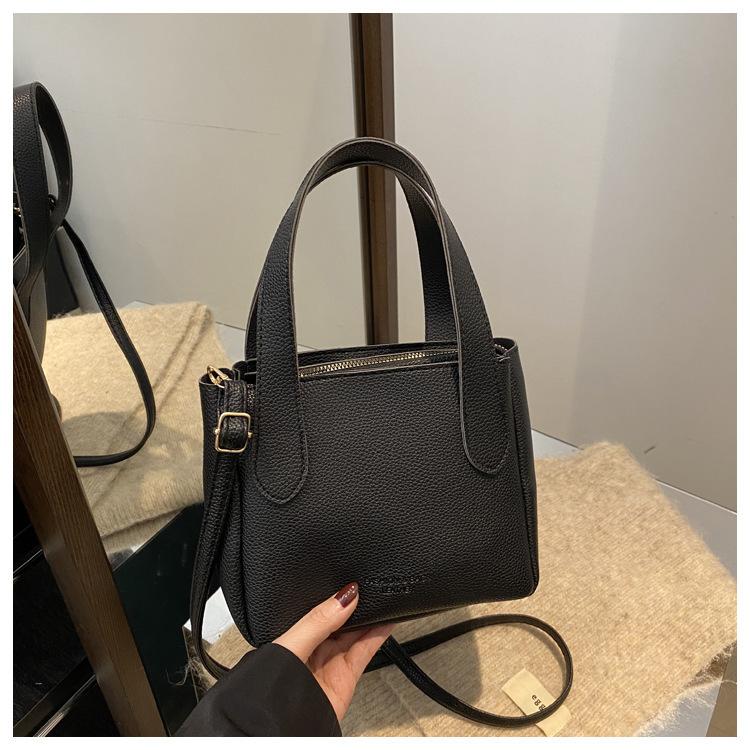 2025 подвеска новая весна и лето повседневная простая модная однотонная ручная переноска женская на плечо через плечо сумка-ведро