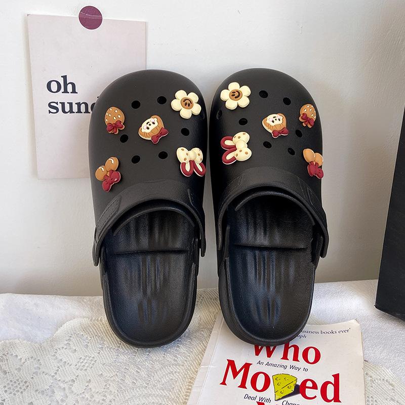 New DIY hole shoes women's summer cute cartoon outer wear bag head thick sole beach cool slippers