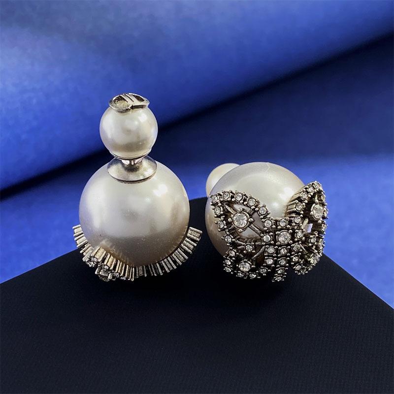 

Серьги Винтажные полые бриллиантовые серьги-бабочки с жемчугом, женские модные серьги-гвоздики с буквами Cd