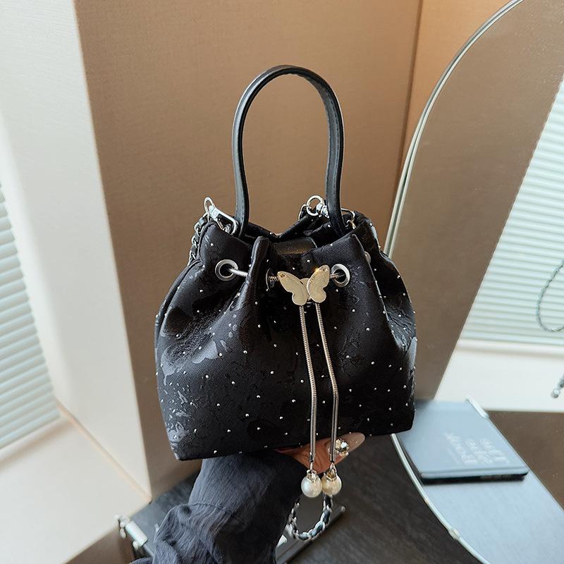 Exquisite Small Bag Women's New Summer Versatile Chain Messenger Bag Summer Popular Bucket Bag