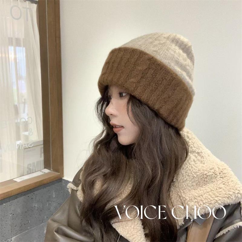 

Simple two-color splicing wool hat women s autumn and winter warm versatile double-sided ear protection hat bag head cashmere knitted hat Average size 54 -60CM темно-коричневого кольору
