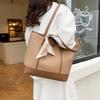 Large-capacity Single-shoulder Commuter Crossbody Bag with Contrasting Color Patchwork Tote Bag