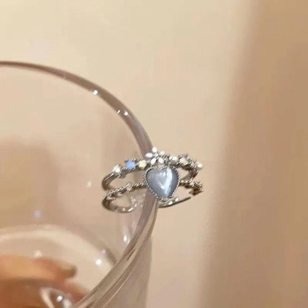 

Love Open Flower Finger Rings Alloy Rhinestone Finger Rings Fashion Blue Opal Heart Rings Woman A