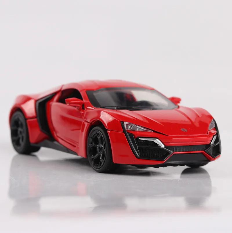 1:32 Lykan Alloy Sports Car Model Diecast Metal Vehicles Doors Openable Light Music Miniature Models Office Table Ornament