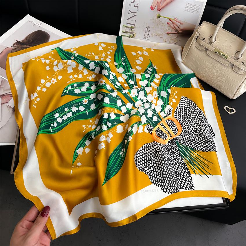 Elegant Ginkgo Leaf Print Silk Square Scarf – Versatile Headscarf for Spring and Summer