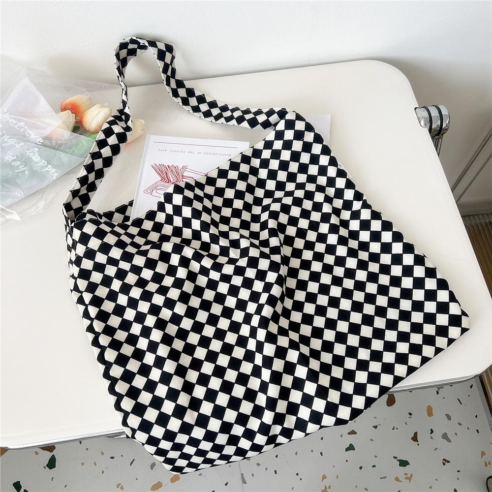 Knitted Mobile Phone Bag For Women In Spring And Autumn Cute Cartoon Versatile One Shoulder Diagonal Cross Bag Travel Coin Purse Small Handbag