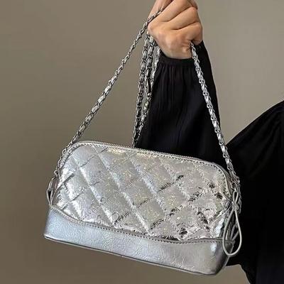 Borsa a spalla hobo bicolore profumata all'argento ricamo a rombi con filo borsa a tracolla casual semplice da pendolarismo classica casual con catena