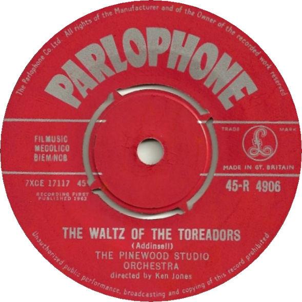

7inch Record PINEWOOD STUDIO ORCHESTRA The Waltz Of The Toreadors Pictur 45R4906 Parlophone 1962 UK Soundtracks Musicals Used