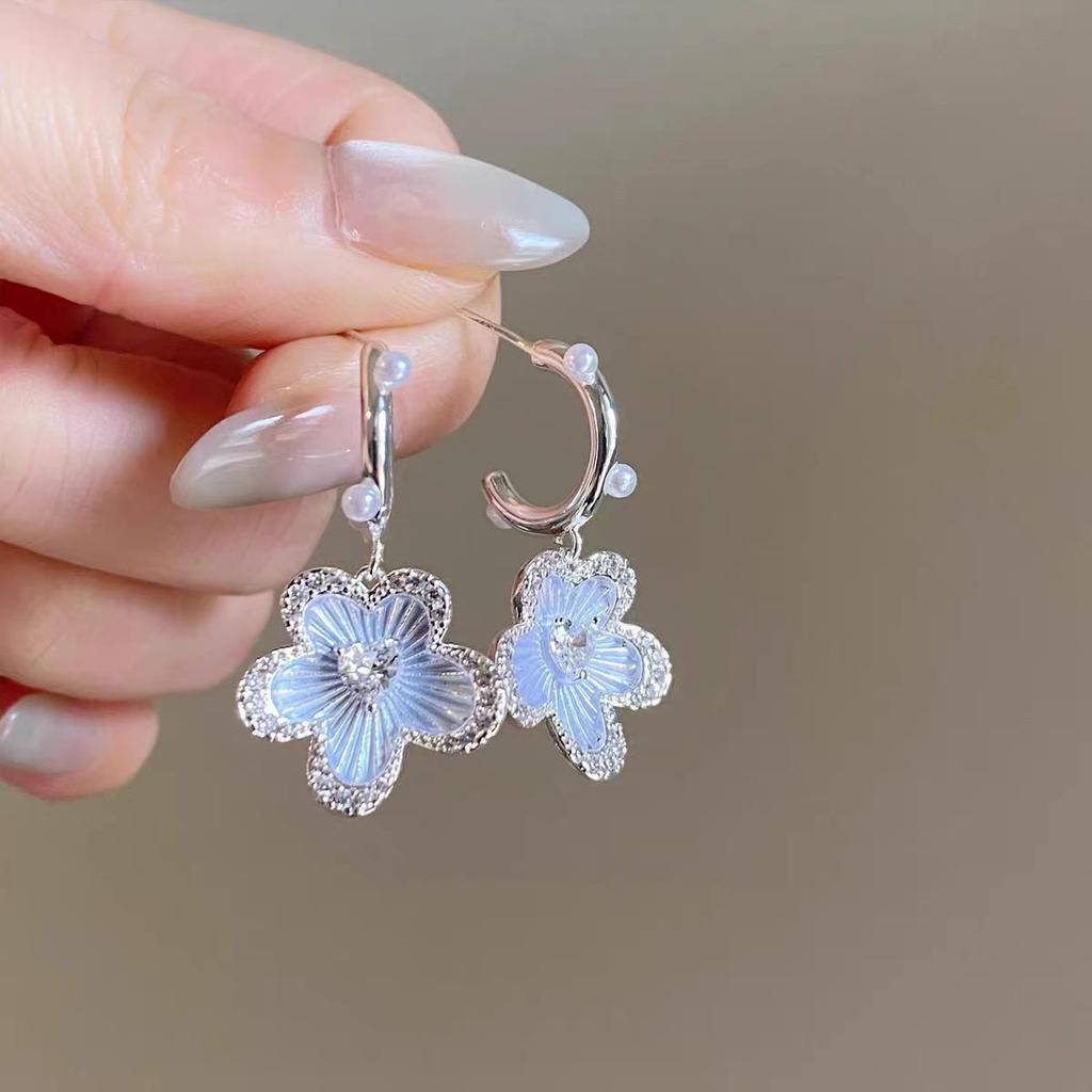 "Listen to the Sea and Pick Up Flowers" Small Fresh Blue Flower Stud Earrings Seaside Holiday Exquisite Fashion Huge Good-looking Earrings