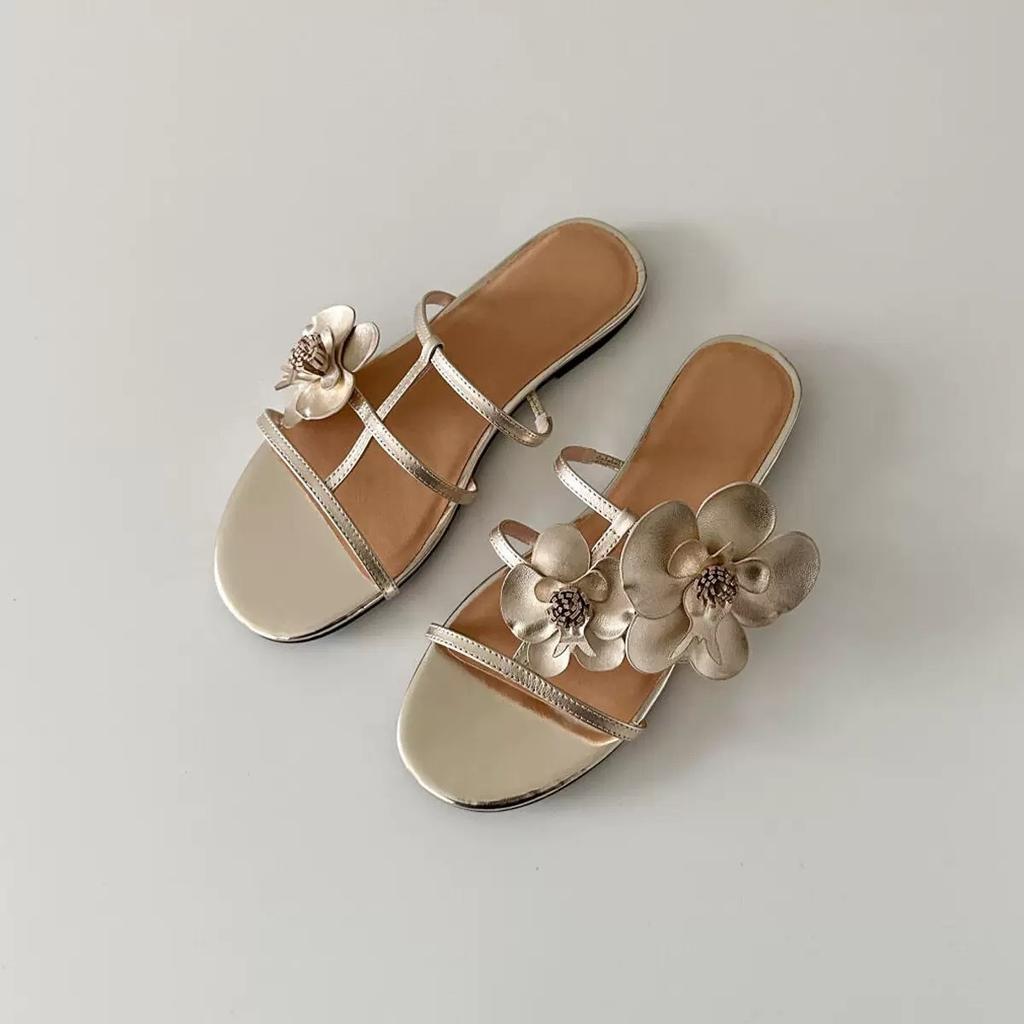 Sheepskin Version of Flower Flat Bottom One-word Slippers Women's Summer Wear Holiday Beach Open-toed Cold Slippers