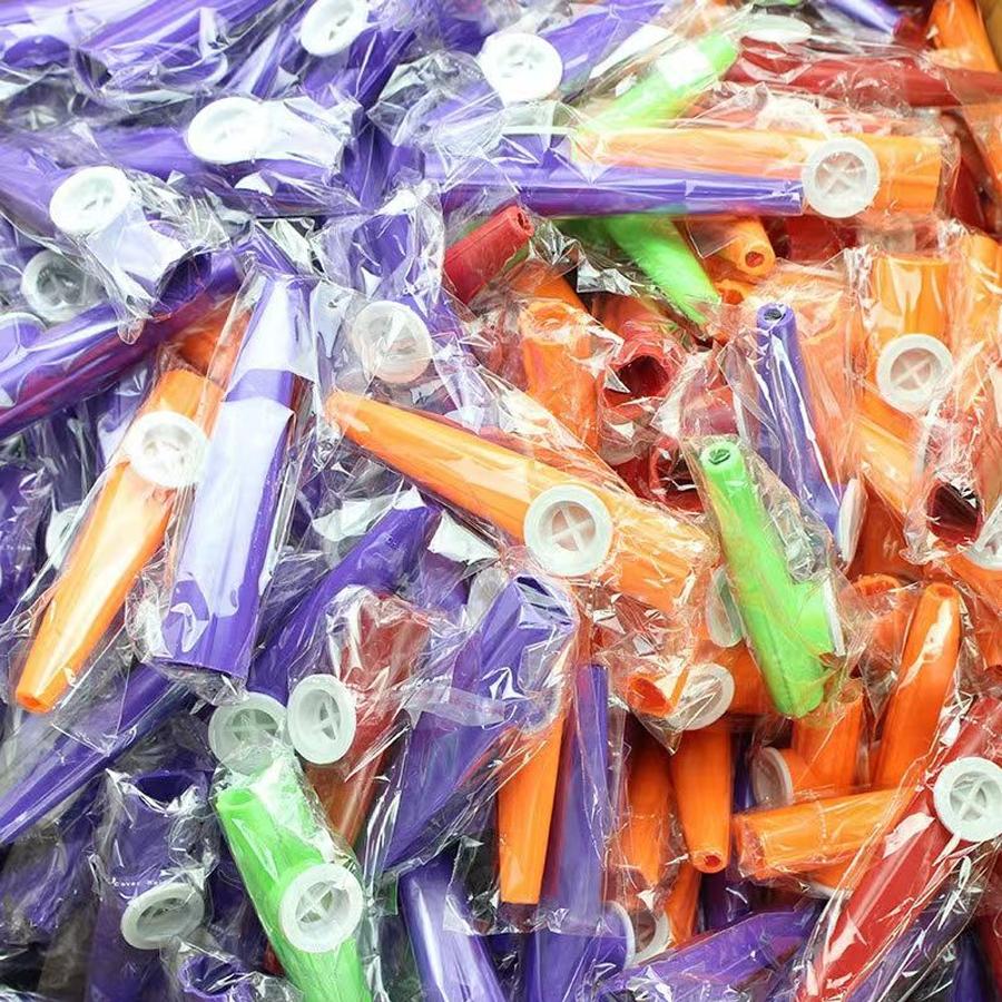 9/18pcs Plastic Kazoo Wind Instrument Festival Party Atmosphere Creating Supplies for Music Lovers Stage Street Performance XJM