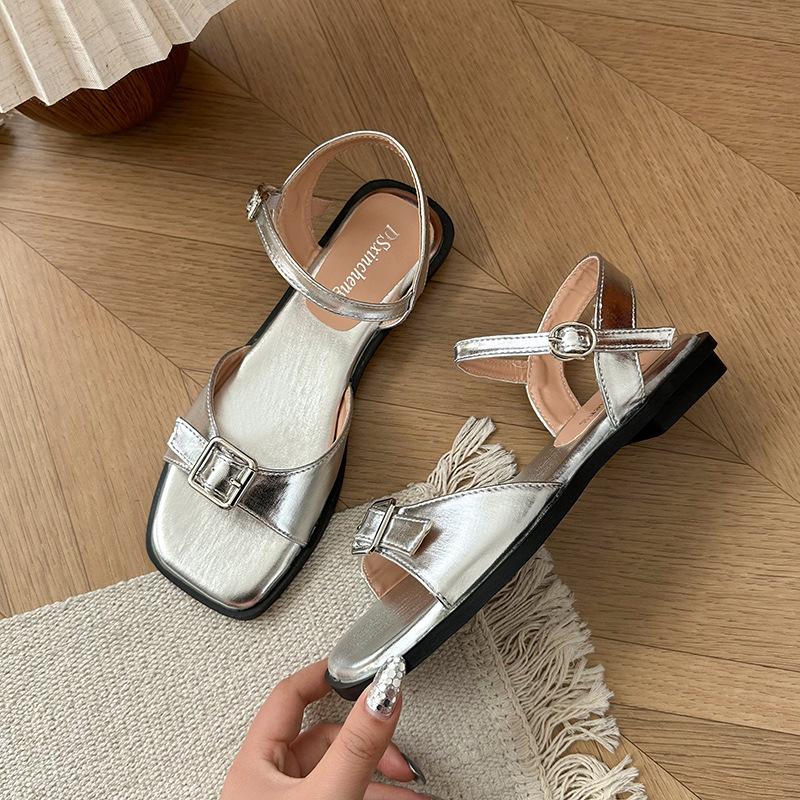 Summer slippers retro one-word belt buckle open-toed square head women's flat sandals low heels