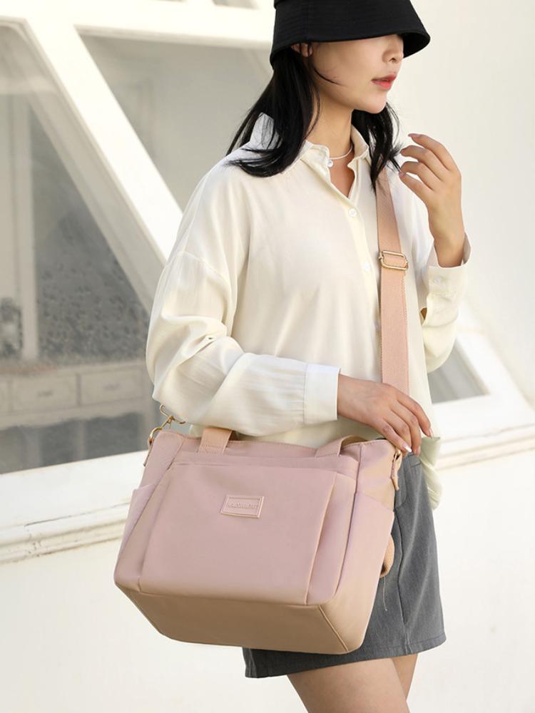 New Bag Women's Leisure Large-capacity Travel Bag Anti-splashing Multi-pocket Portable Messenger Bag Single Shoulder Women's Bag