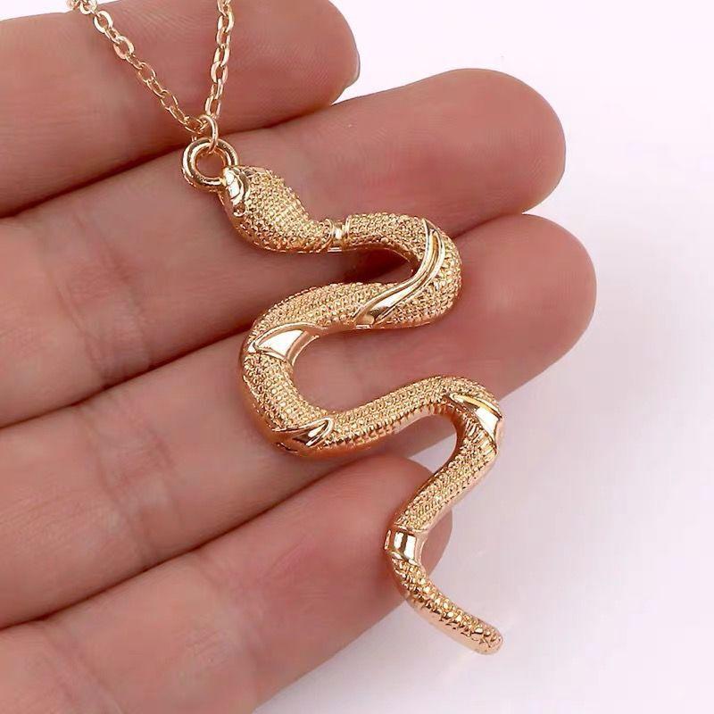 European and American Popular Jewelry Snake-shaped Single-layer Necklace Women's Fashion Retro All-match Snake