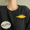 Fashion Jewelry Lip Shaped Brooch For Women Party Gifts Exaggerative Accessories