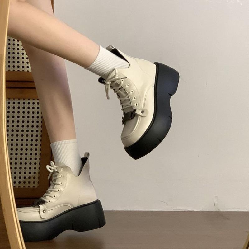 

Женские осенне-зимние новые универсальные ботильоны на толстой подошве, черные ботинки мартин на шнуровке 39