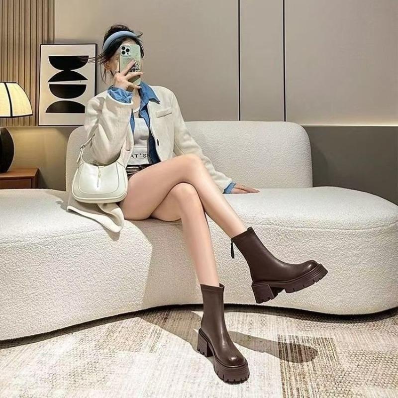 New Thick-soled Women's Shoes, Retro Boots, Height-increasing and Fashionable Ankle Boots