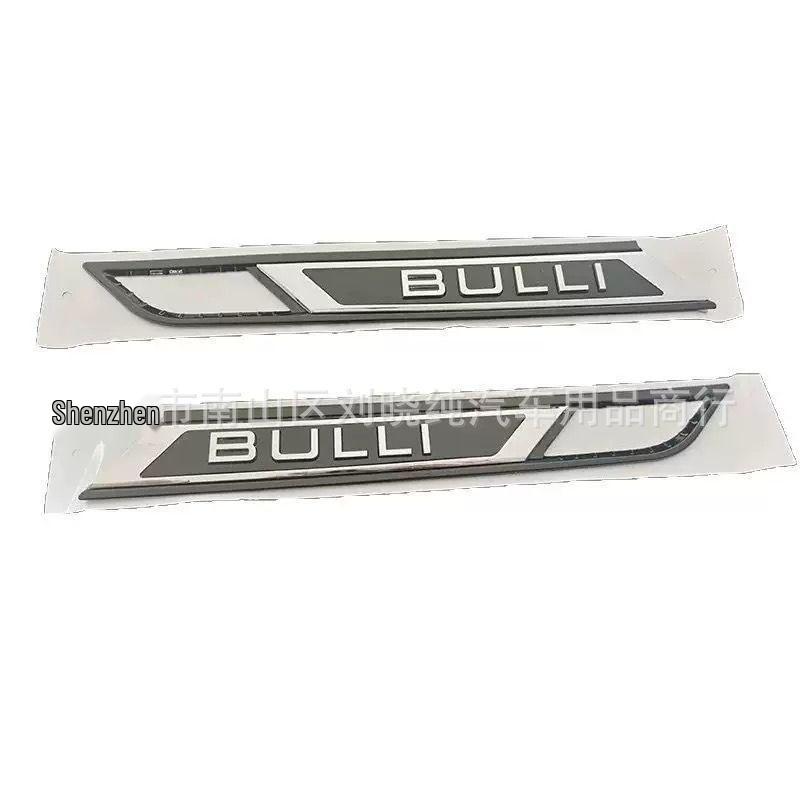 

Volkswagen BULLI Сріблясто-чорні Емблеми на крило дверей Аксесуари