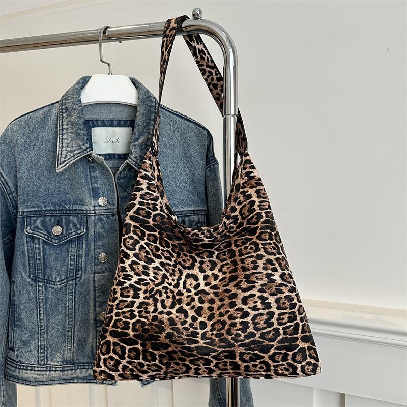 Popular Leopard Print Bag for Women Autumn and Winter New Fashion Tote Bag for Women Ins One Shoulder Carry