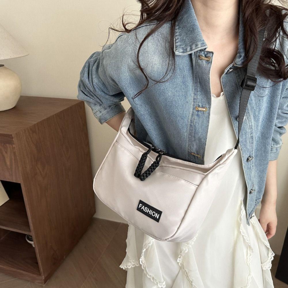 Korean Style Nylon Crossbody Bag Causal Sports Shoulder Bag All-match Square Message Bag Travel