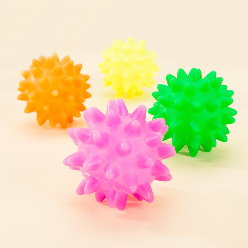 

Цветной игрушечный мяч для морского ежа, полый мяч для дрессировки домашних животных, звуковая игрушка для щенков и собак, моляр для маленьких собак Random 1PCS