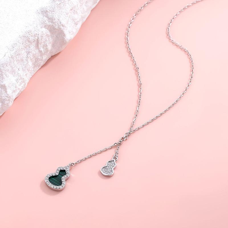 New Trendy, Simple and Fashionable Temperament, Light Luxury Small Gourd Necklace, Double Gourd Collarbone Chain, Best Friend Gift