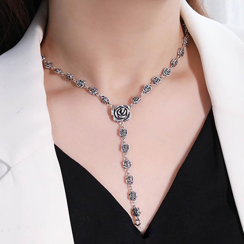 A rose clavicle sweater necklace for women couples elegant retro punk birthday party gift jewelry