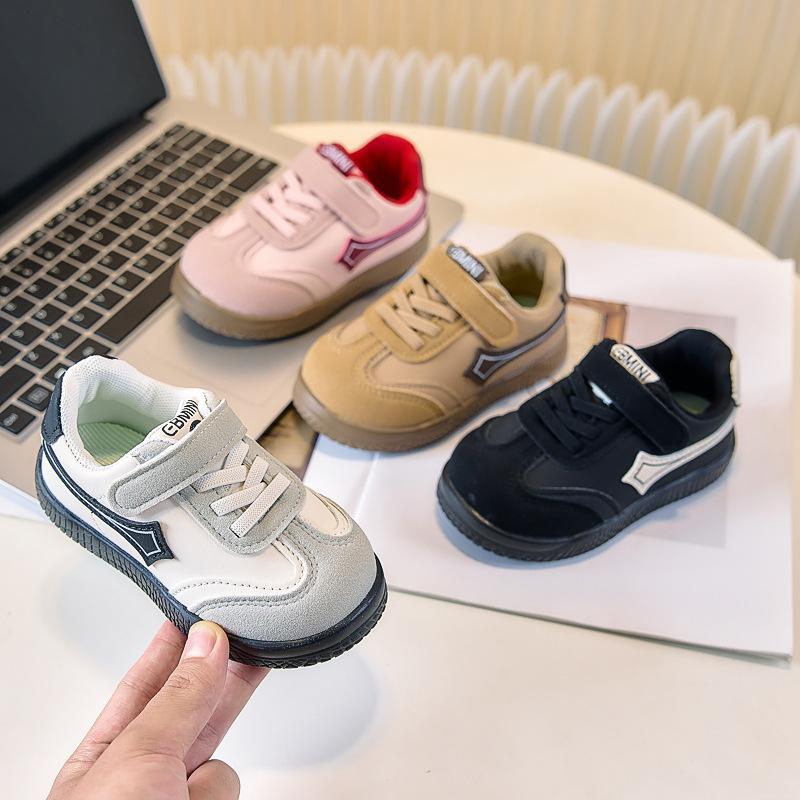 Children's moral training shoes 2025 spring and autumn boys' sports shoes casual board shoes girls' little white shoes soft-soled baby Forrest Gu