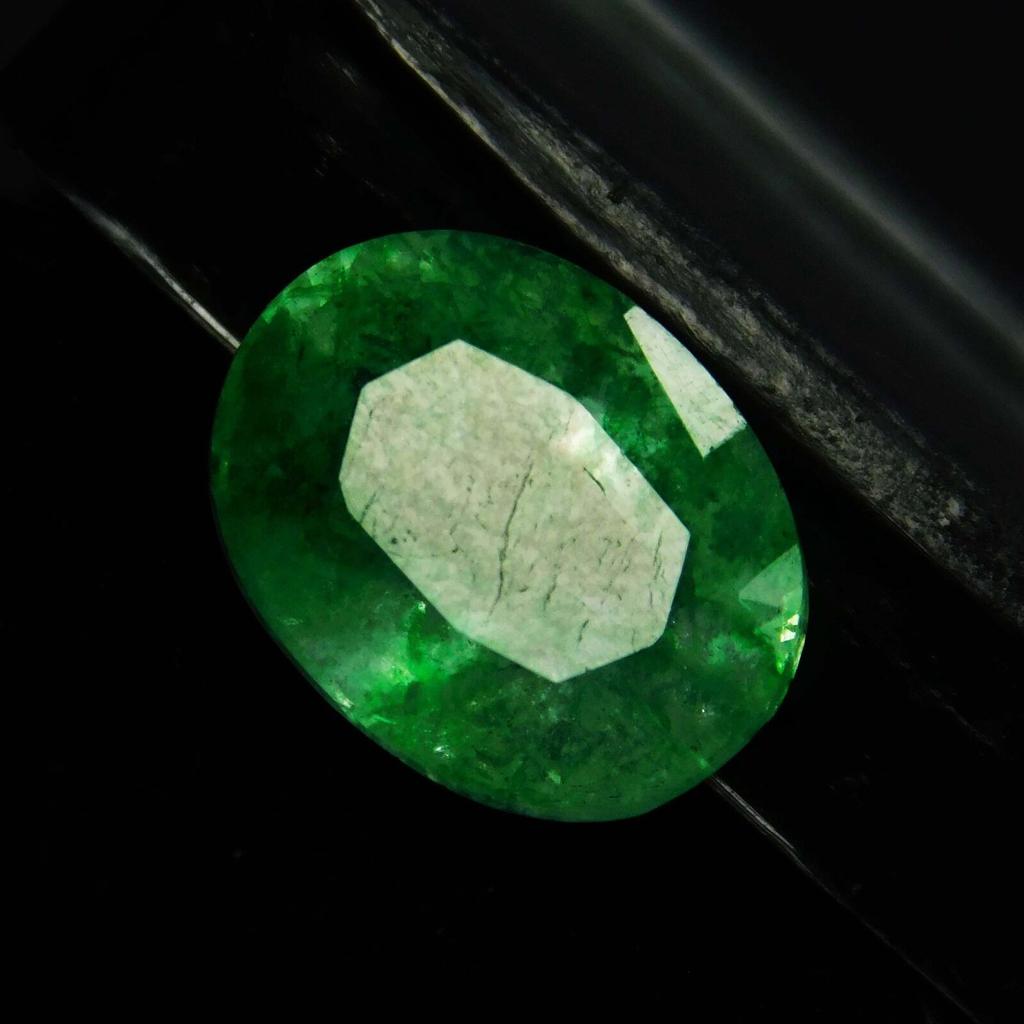 Natural Green Emerald Loose Gemstone 8.66 Ct Top Rich Oval for Jewelry Making and Gem Collections