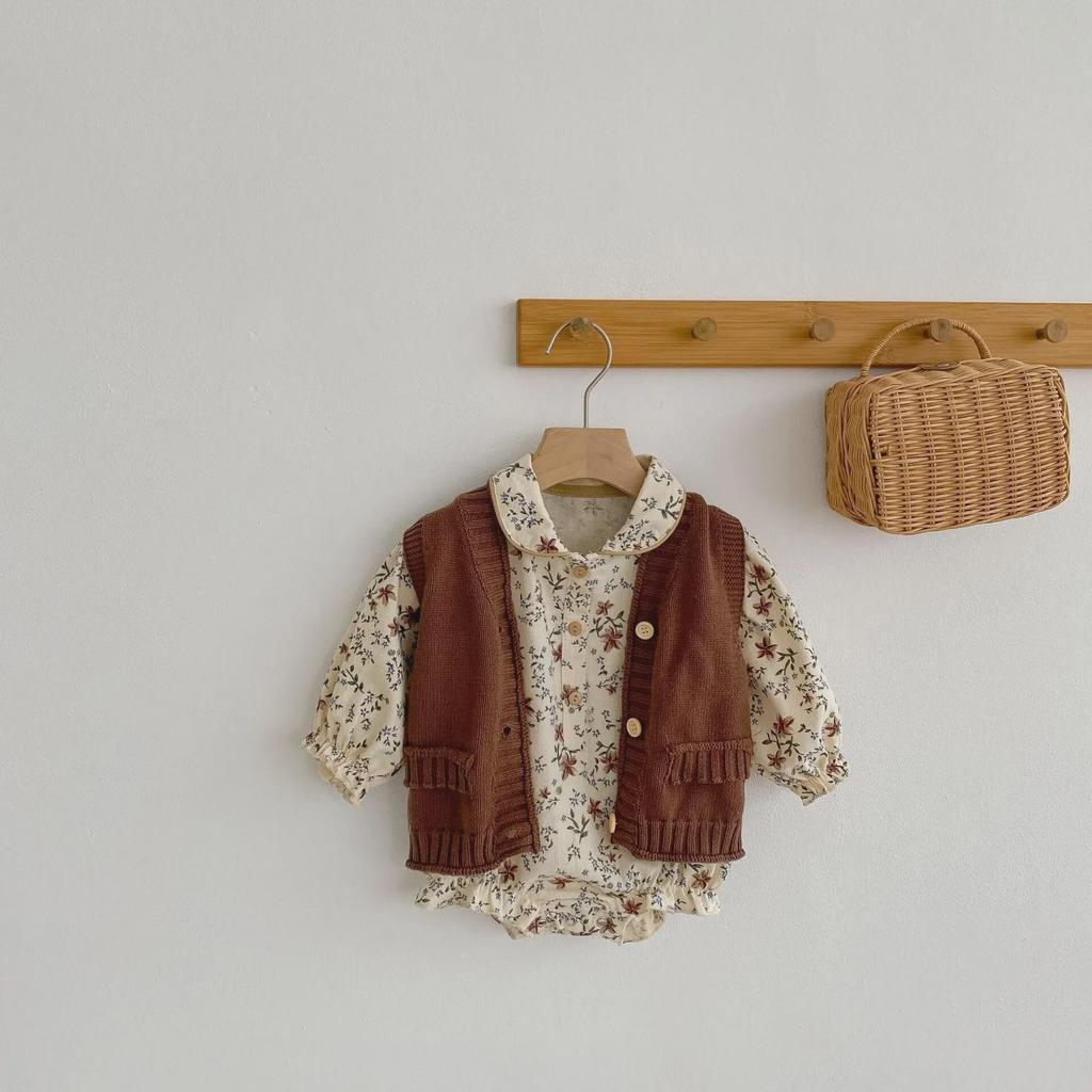 Autumn 2024 Baby Girl Cotton Romper: Printed, Lapel, Puff Sleeves, Long Sleeve, Loose Fit, Triangle Design for Crawling.