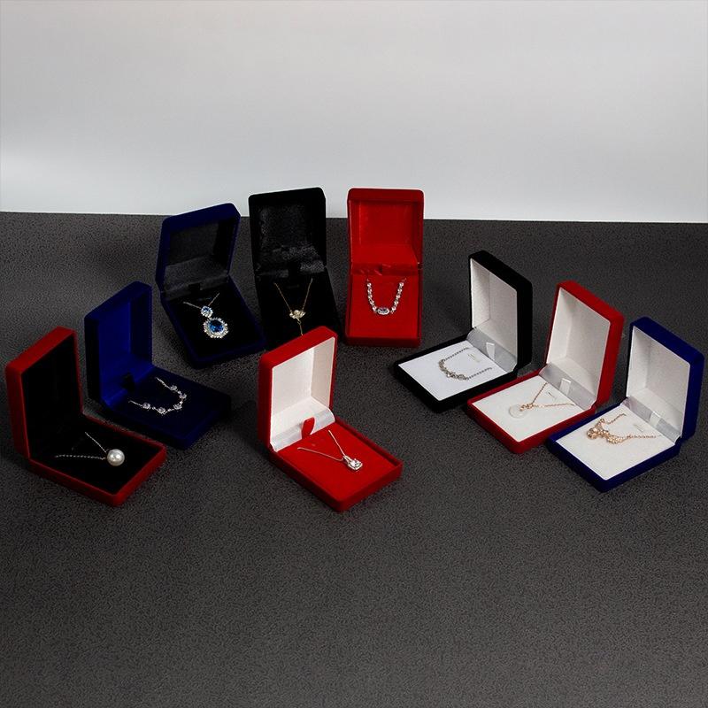 Necklace,Jewelry Box,Velvet Interior,Bracelet and Earring Accessory Storage Box,Suitable for Valentine's Day and Spring Festival