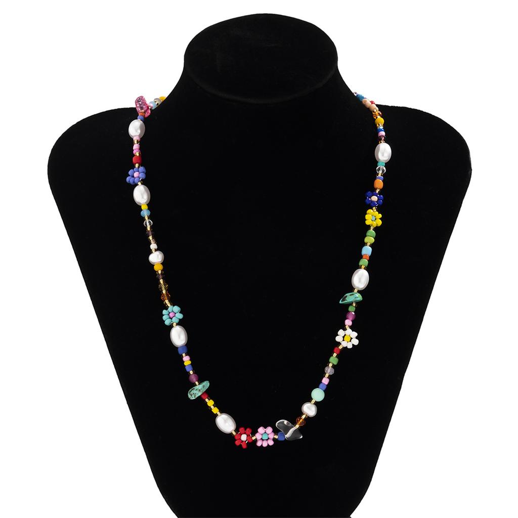 Trendy Bohemian Styles Multicolor Beads Choker Necklace Featuring Imitation Pearls Decoration for Women Wear