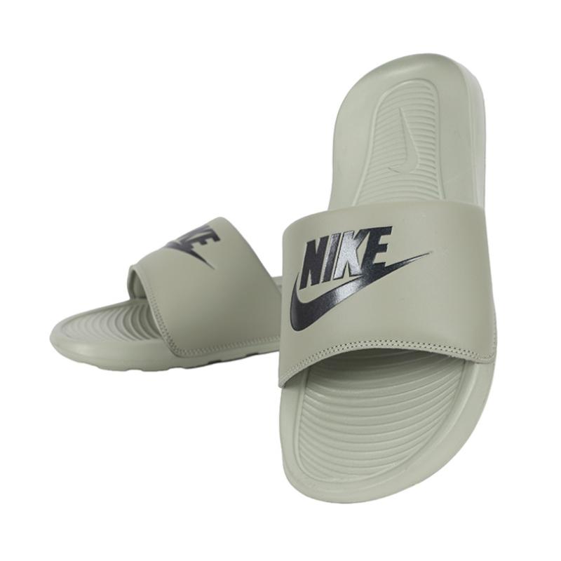 Nike Victory One Slide