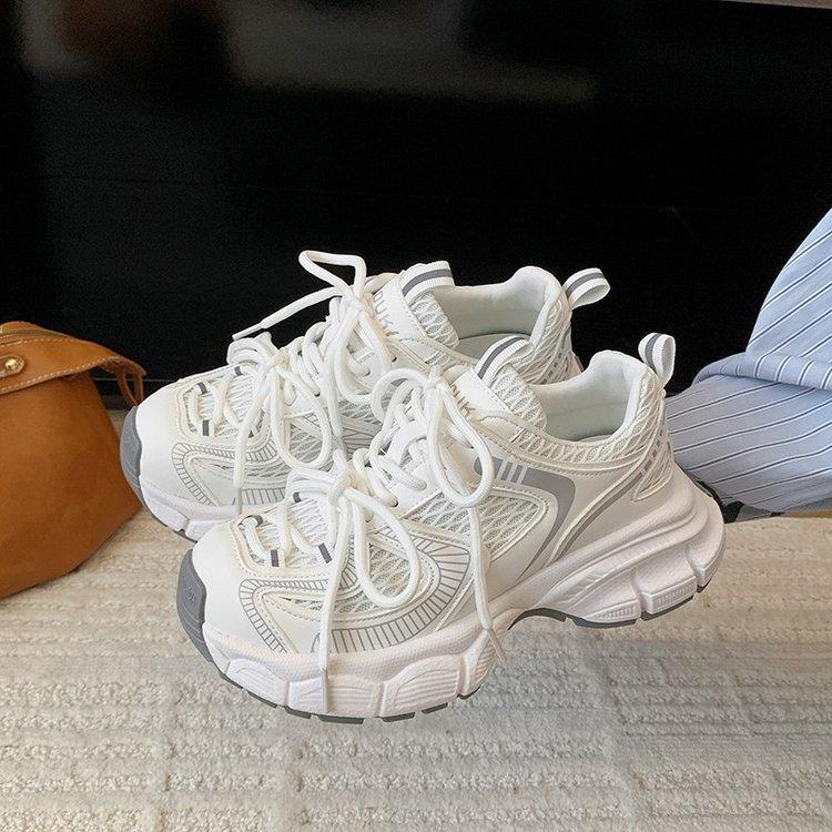 Leather dad shoes women 2025 new summer street shot retro fashion small man thick sole light and comfortable casual shoes