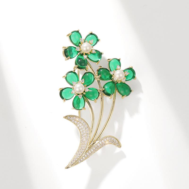 Elegant Chalcedony Pearl Flower Brooch  Coat Pin Corsage