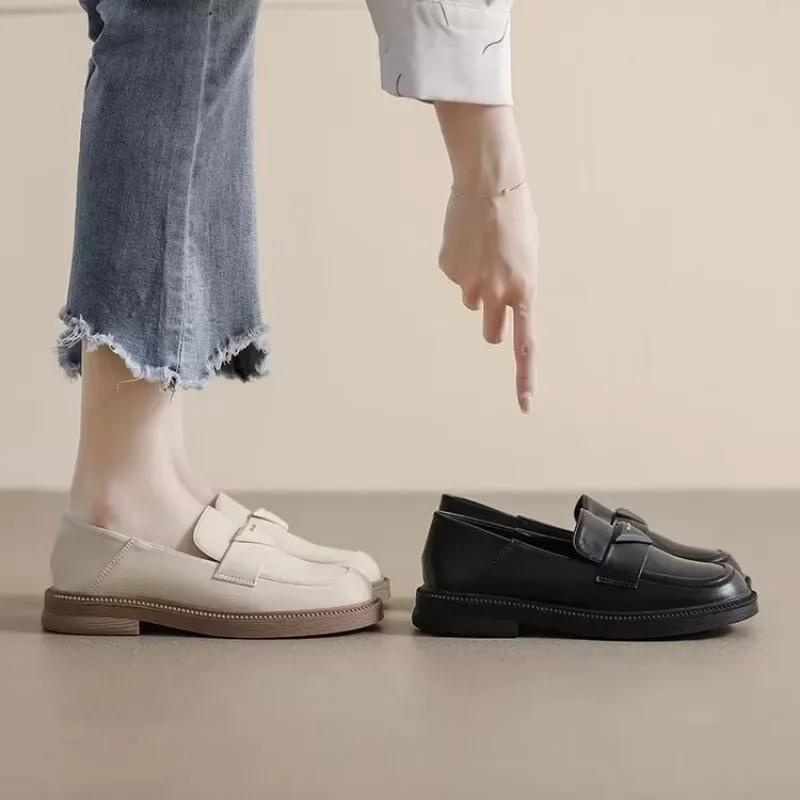 2025 New Sole Soft Surface Flat Shoes for Women Black Oversized Summer New Round Toe Low Heel British Casual Small Leather Shoes