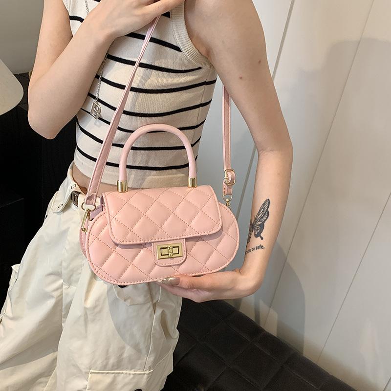 Diamond Embroidered Thread Bag for Women In Summer New Fashion Trendy Light Luxury Chain One Shoulder Armpit Crossbody Small Square Bag