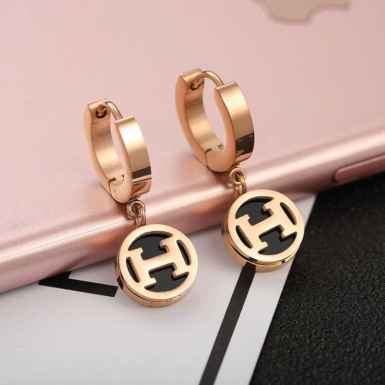 Korean Black Rhombus Ear Cuff & Rose Gold Stud Earring - Women's Japanese Korean Fashion