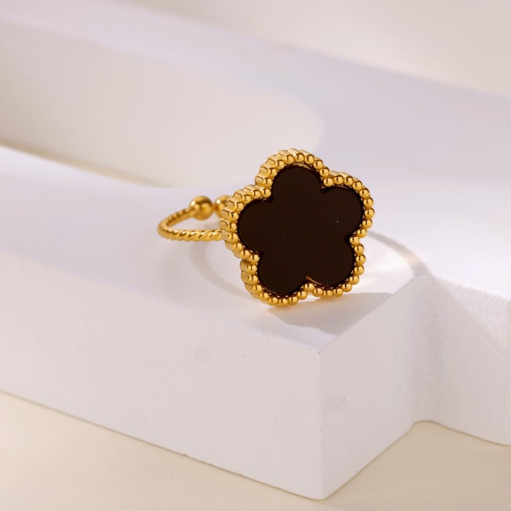Eleganti Anelli Trifoglio a Cinque Fogli per Donna 3 Colori Acciaio Inossidabile Placcato Oro Anello Trifoglio per Uso Quotidiano e Accessori per Feste