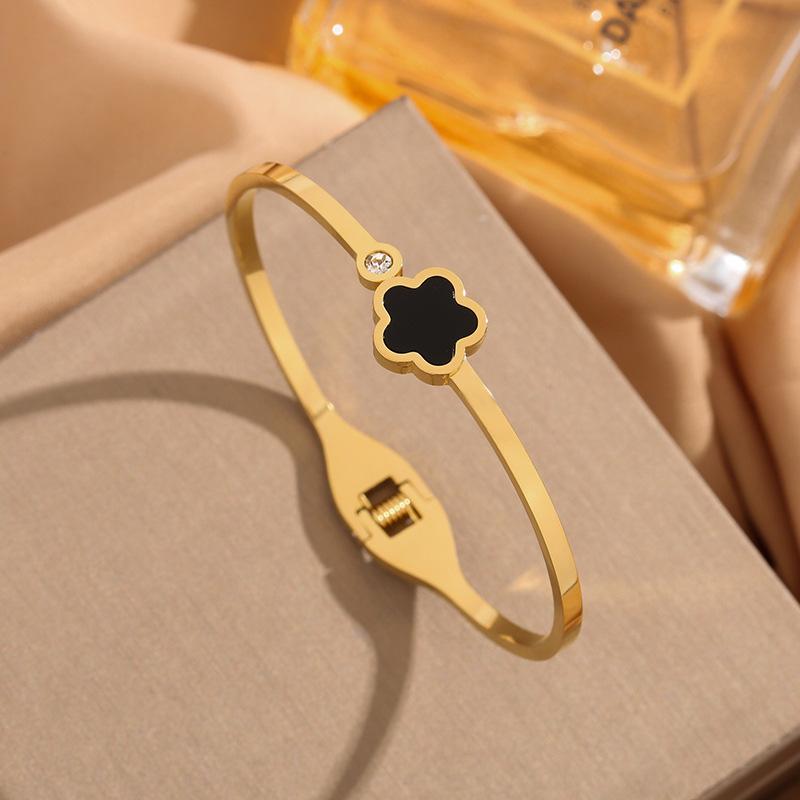 Gold Plated Stainless Steel Lucky Five Leaves Clover Bracelet for Women Adjustable Fashion Classic Jewelry Accessories Gifts
