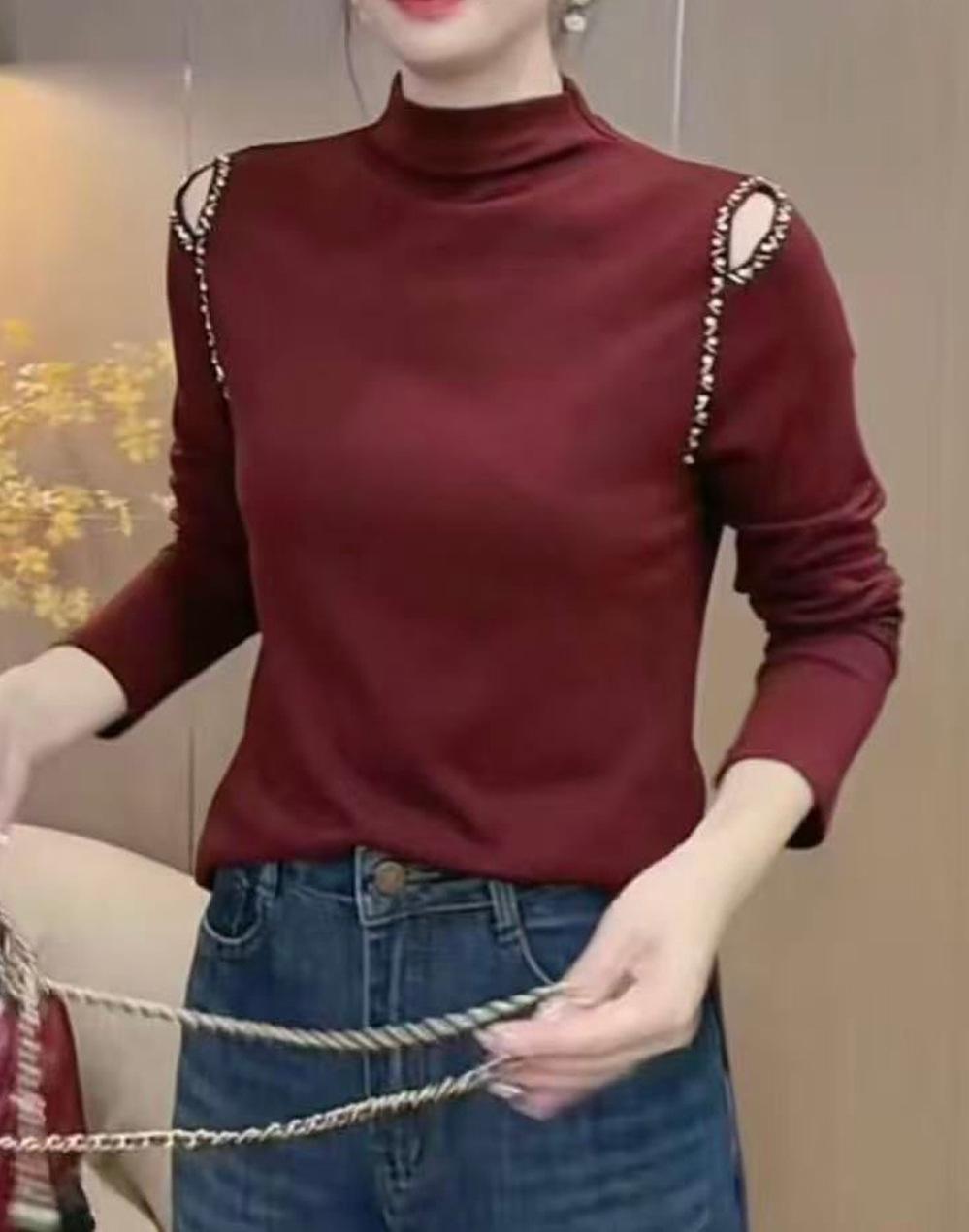 

Plus Size Chic Hollow-Out Beaded Long Sleeve High Collar Autumn T-Shirt 2XL вина червоного кольору