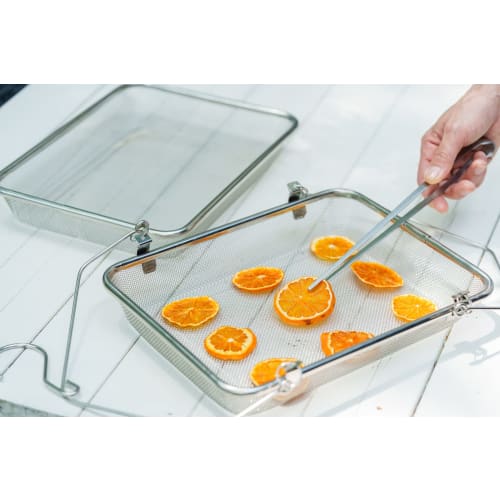 Yoshikawa Good Living Tools Stainless Steel Square Drying Basket for Vegetables and Dried Fruits, Made In Japan, Tsubame-Sanjo, YJ3477