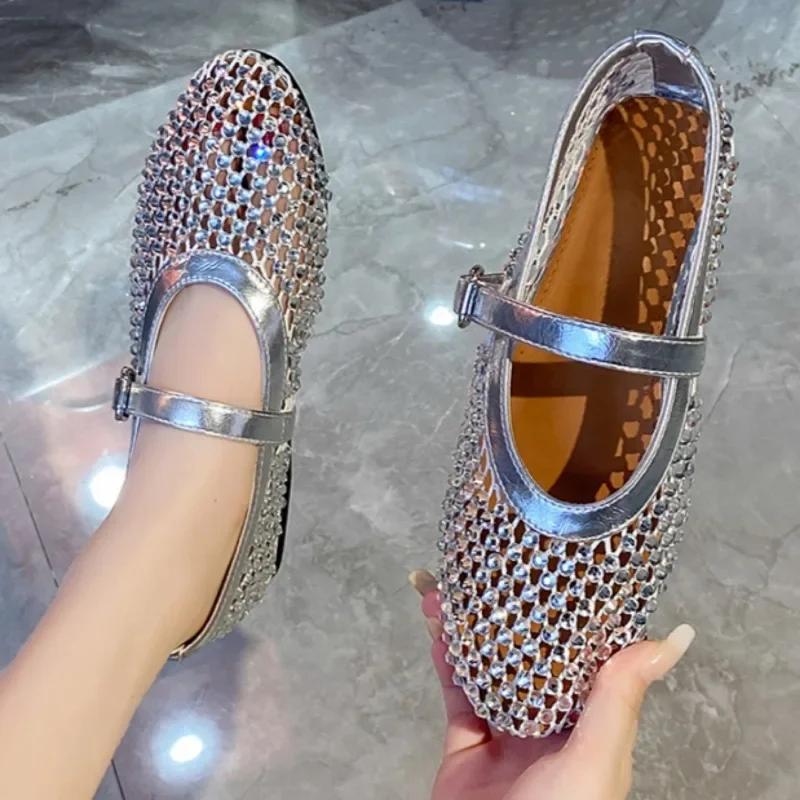 Fashion New 2024 Designer Sandals Water Diamond Rivet Shoe Women Flats Sandals Comfortable Lightweight Sandals Women Zapatos De Mujer